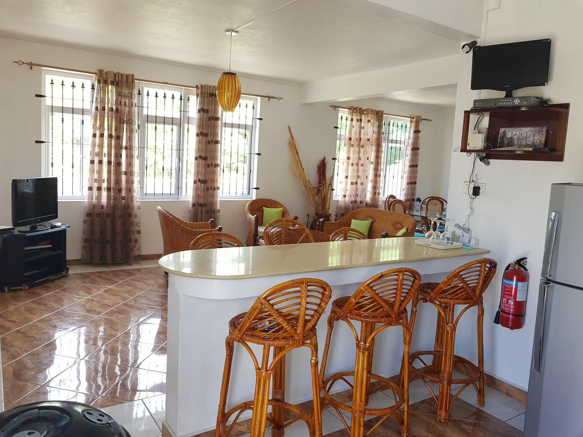 Suntoo Villa Wind & Kitesurf Accommodation 라 골레트 외부 사진